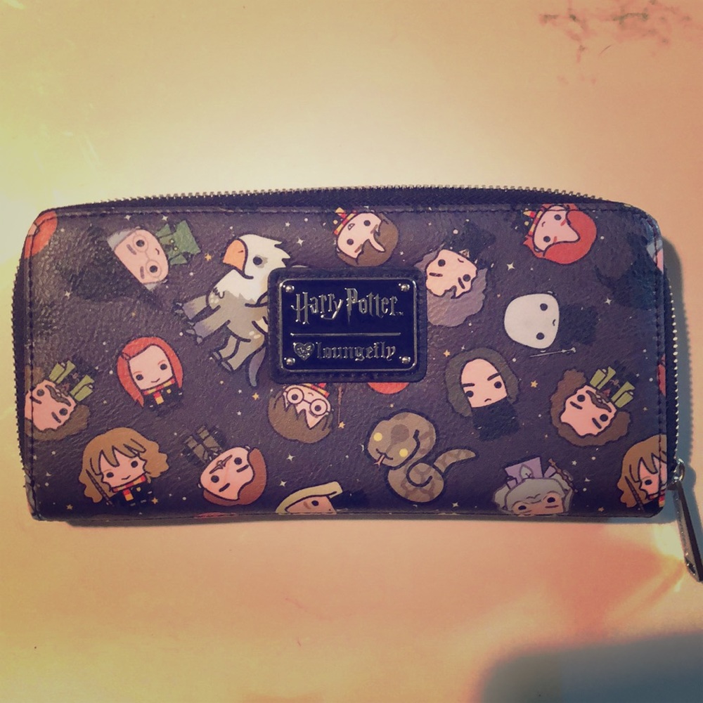 Loungefly Harry Potter Accordion style wallet